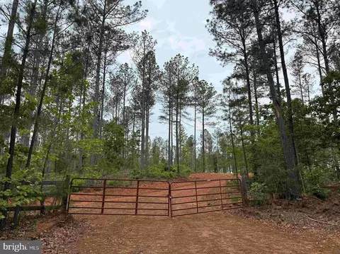 West River Road, Fork Union, VA 23055