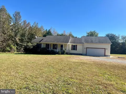3208 Cedar Lane Rd, Kents Store, VA 23084