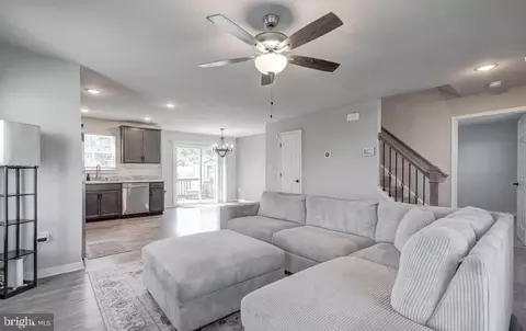 Entry Way - 126 Riva Way, Palmyra, VA 22963 photo 2 of 5