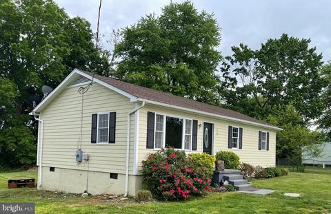 8471 Ashby Ave, Marshall, VA 20115 photo 1