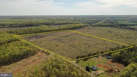 Lucky Hill A Road, Remington, VA 22734