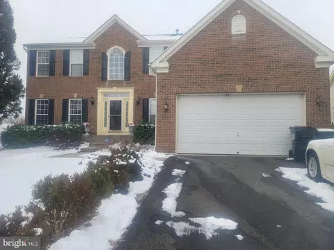 6671 Clarkes Meadow Dr, Bealeton, VA 22712