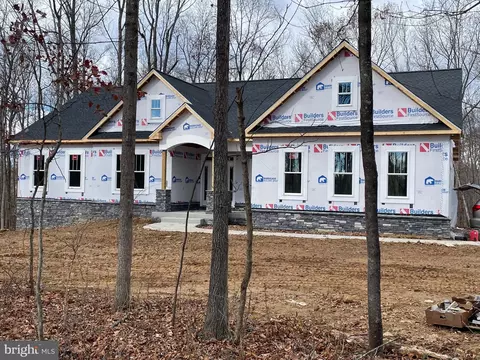 Green Road, Midland, VA 22728