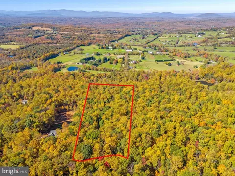 Viewtree Drive, Warrenton, VA 20186