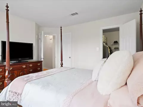 708 B Cedar Crest Dr, Warrenton, VA 20186 photo 21
