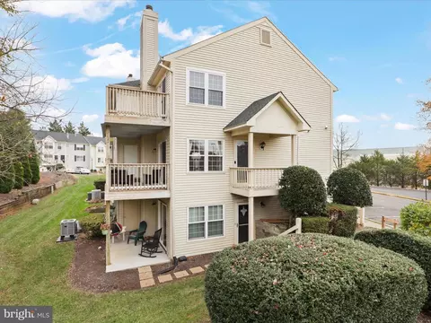 708 B Cedar Crest Dr, Warrenton, VA 20186 photo 33