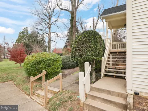 708 B Cedar Crest Dr, Warrenton, VA 20186 photo 5