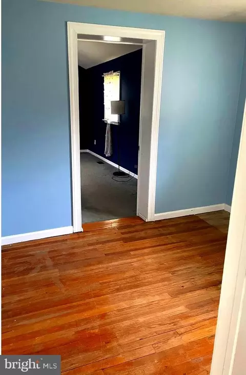 Entry Way - Undisclosed, Marshall, VA 20115 photo 3 of 4