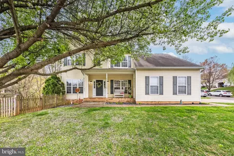 254 Breezewood Dr, Warrenton, VA 20186