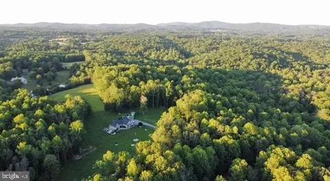 View/Area - 17585 Brandy Ln, Marshall, VA 20115 photo 1 of 1