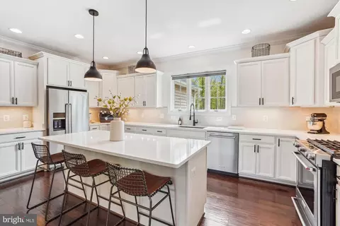 Kitchen - 17585 Brandy Ln, Marshall, VA 20115 photo 5 of 5