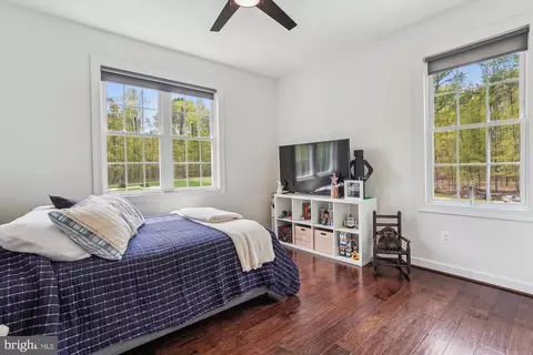 Bedroom - 17585 Brandy Ln, Marshall, VA 20115 photo 7 of 12