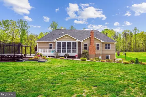Other - 17585 Brandy Ln, Marshall, VA 20115 photo 1 of 31