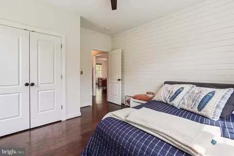 Bedroom - 17585 Brandy Ln, Marshall, VA 20115 photo 6 of 12