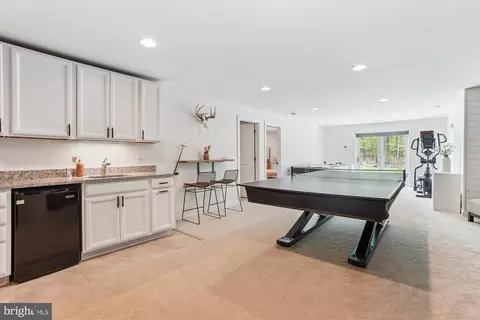Entry Way - 17585 Brandy Ln, Marshall, VA 20115 photo 11 of 11