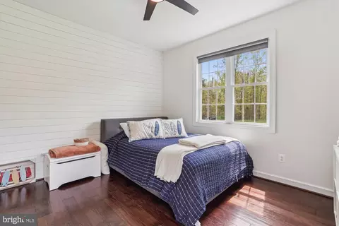 Bedroom - 17585 Brandy Ln, Marshall, VA 20115 photo 5 of 12