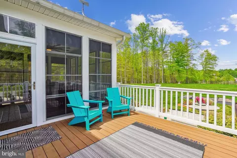 Exterior - 17585 Brandy Ln, Marshall, VA 20115 photo 10 of 16