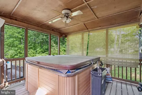 5232 Sumerduck Rd, Sumerduck, VA 22742 photo 35