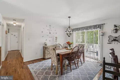 5232 Sumerduck Rd, Sumerduck, VA 22742 photo 5