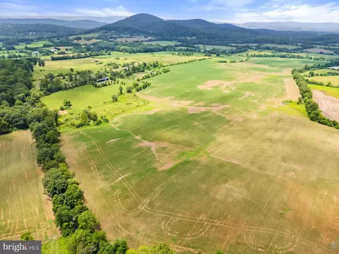 10674 Ada Rd, Marshall, VA 20115 photo 13