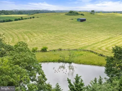 10674 Ada Rd, Marshall, VA 20115 photo 25