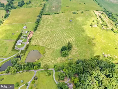 10674 Ada Rd, Marshall, VA 20115 photo 15