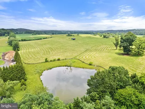 10674 Ada Rd, Marshall, VA 20115 photo 24