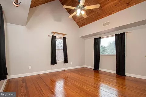 8270 Rogues Rd, Catlett, VA 20119 photo 23
