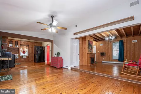 8270 Rogues Rd, Catlett, VA 20119 photo 10