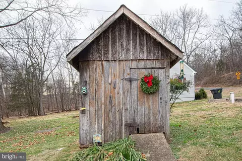 8270 Rogues Rd, Catlett, VA 20119 photo 36