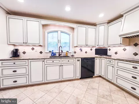 13551 Silver Hill Rd, Sumerduck, VA 22742 photo 3