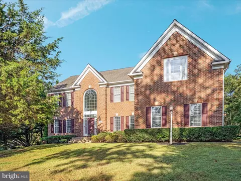 6904 Emma Ct, Warrenton, VA 20187