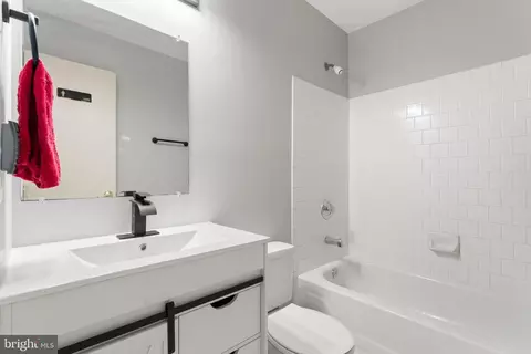 13 Aviary St, Warrenton, VA 20186 photo 22