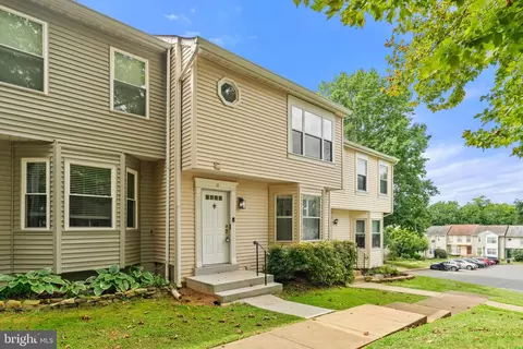 13 Aviary St, Warrenton, VA 20186 photo 4
