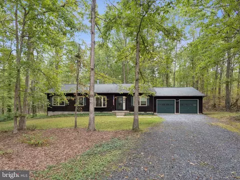 12509 Tower Hill Rd, Midland, VA 22728