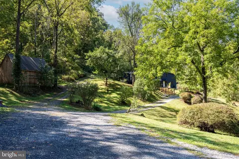 3225 Sage Rd, Markham, VA 22643 photo 12