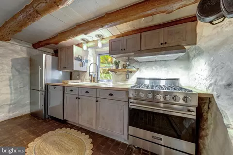 3225 Sage Rd, Markham, VA 22643 photo 17