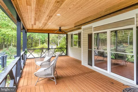Exterior - 5536 Keyser Rd, Hume, VA 22639 photo 5 of 22