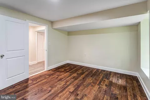 Bedroom - 5536 Keyser Rd, Hume, VA 22639 photo 5 of 5