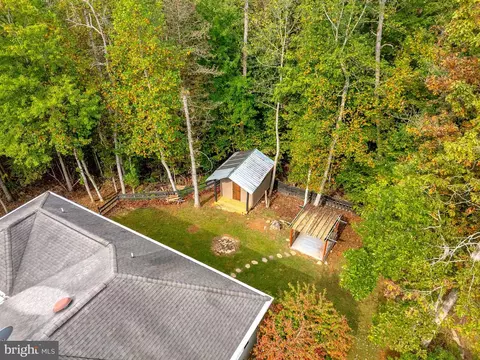 Exterior - 5536 Keyser Rd, Hume, VA 22639 photo 21 of 22