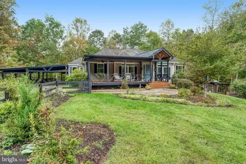 Exterior - 5536 Keyser Rd, Hume, VA 22639 photo 3 of 22