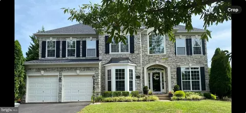 589 Pineview Ct, Warrenton, VA 20186