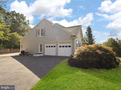 6069 Beverleys Mill Rd, Broad Run, VA 20137 photo 5
