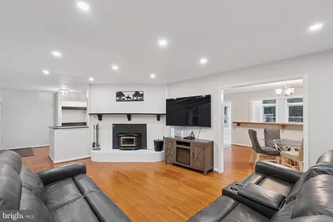 5263 Stewart Rd, Sumerduck, VA 22742 photo 5