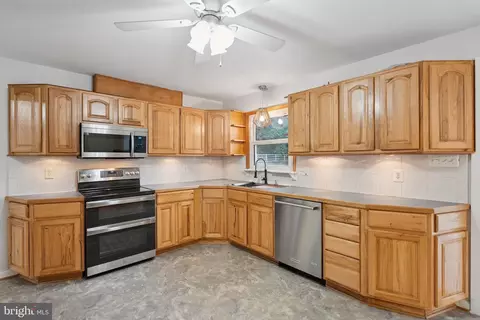 5263 Stewart Rd, Sumerduck, VA 22742 photo 11