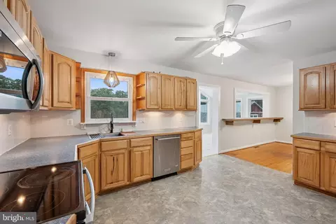 5263 Stewart Rd, Sumerduck, VA 22742 photo 10