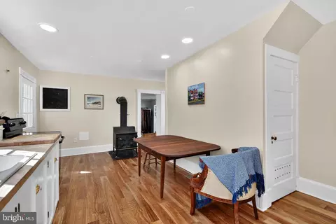 Dining - 4561 Weston Rd, Warrenton, VA 20187 photo 3 of 3