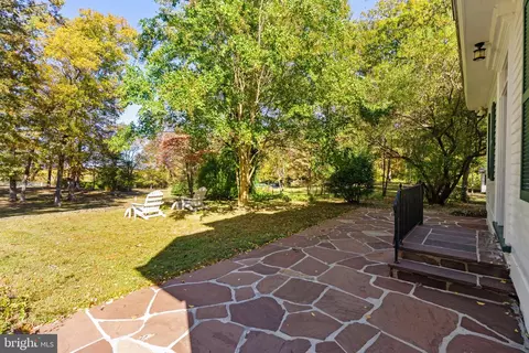 Exterior - 4561 Weston Rd, Warrenton, VA 20187 photo 6 of 17