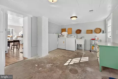 Other - 4561 Weston Rd, Warrenton, VA 20187 photo 4 of 12