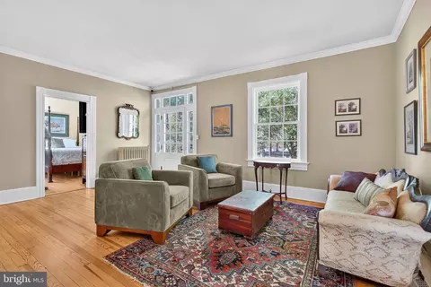 Living - 4561 Weston Rd, Warrenton, VA 20187 photo 1 of 1